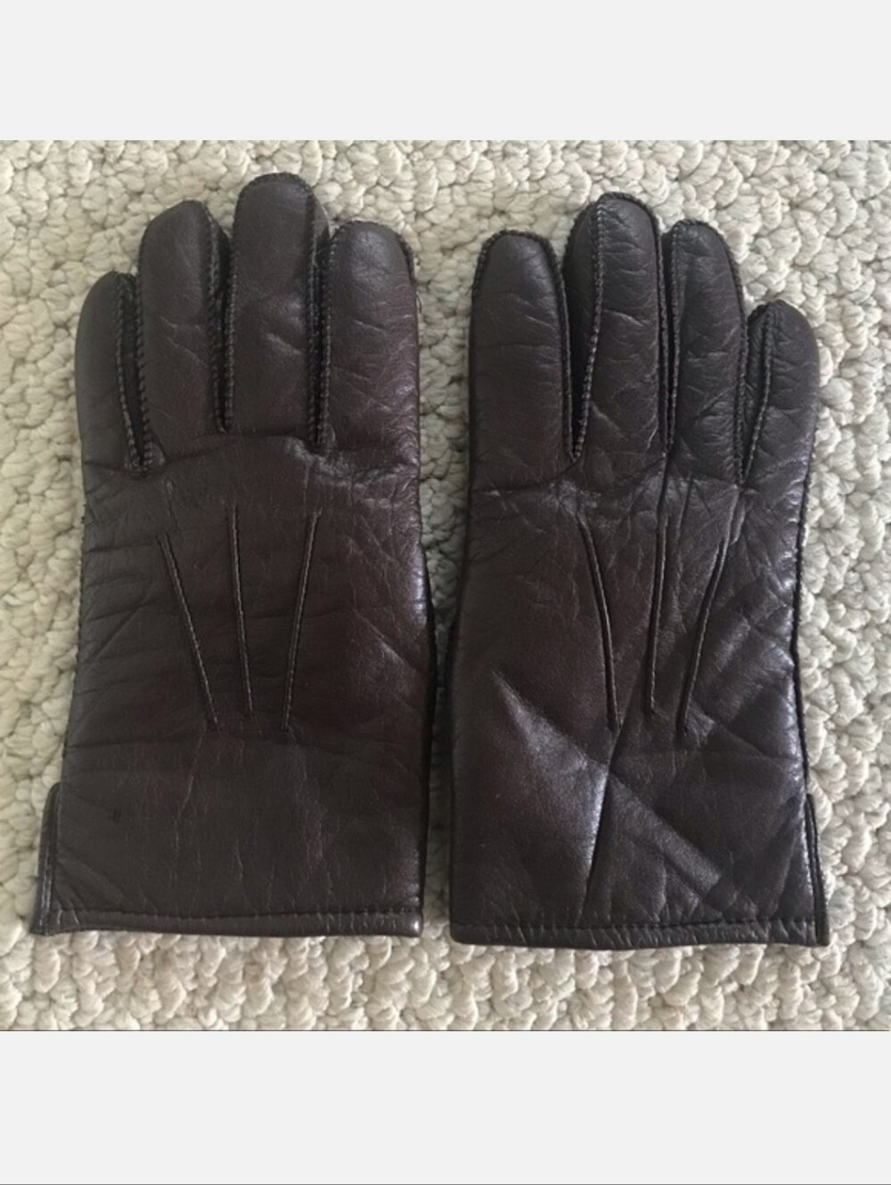 Genuine Leather. Brown Gloves